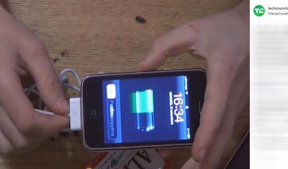 <p>Ve işlem tamam! Telefon şarj olmaya başladı...</p>

<p> </p>
