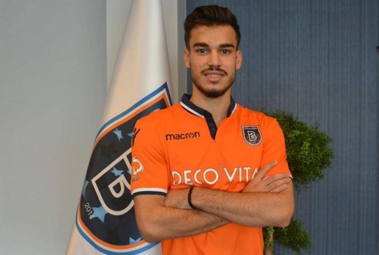 <p>Cemali Sertel<br />
<br />
Yeni takımı: Başakşehir<br />
Eski Takımı: Eskişehirspor<br />
Mevkiisi: Sol bek</p>