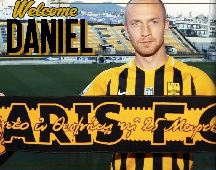 <p>Daniel Larsson<br />
<br />
Yeni takımı: Aris<br />
Eski Takımı: Akhisarspor<br />
Mevkiisi: Orta saha</p>
