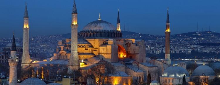 <p>19.İtalya-224 bin 151</p>
<p></p>