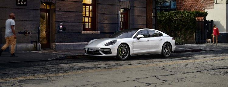 <p>PORSCHE</p>
<p> </p>
<p>TOPLAM SATIŞ RAKAMI: 9</p>