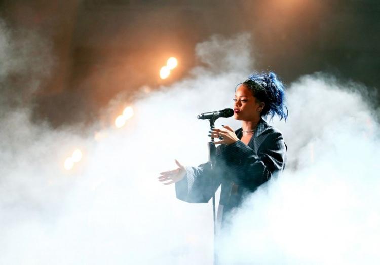 <p>Rihanna</p>
<p>Gerçek Adı: Robyn Rihanna Fenty</p>