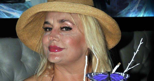 <p>BANU ALKAN</p>

<p> </p>

<p>Liz Remka Rebronja</p>

<p> </p>
