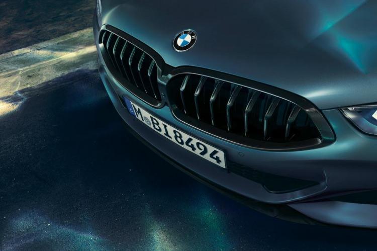 <p>Otomobil sadece 3.7 saniyede sıfırdan 100 km/s hıza çıkabiliyor.</p>