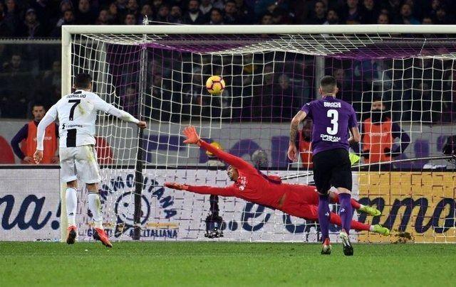 <p>Alban Lafont - FIORENTINA</p>

<p> </p>
