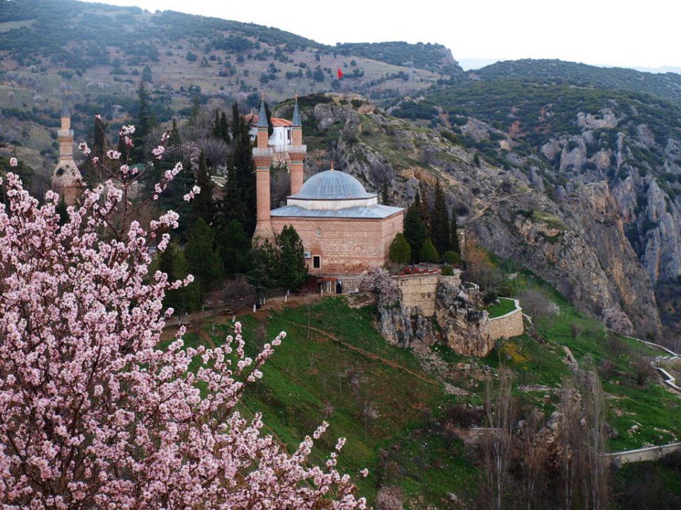 <p>Bilecik</p>
<p>İstanbul'daki nüfus: 36 bin 757 kişi</p>
<p> </p>