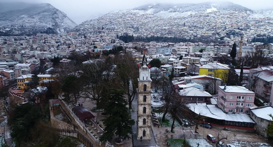 <p>Bursa</p>

<p>İstanbul'daki nüfus: 101 bin 353 kişi</p>

<p> </p>
