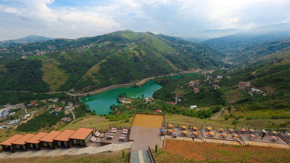 <p>Trabzon</p>

<p>İstanbul'daki nüfus: 404 bin 579 kişi</p>

<p> </p>
