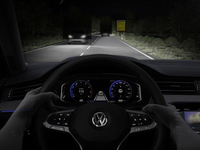 <p>Otomobilin multimedya sistemi de elden geçirilirken, doğal ses kontrolü, internet servisleri, web uygulamaları gibi seçeneklerin sunulacağı kaydedildi. </p>
