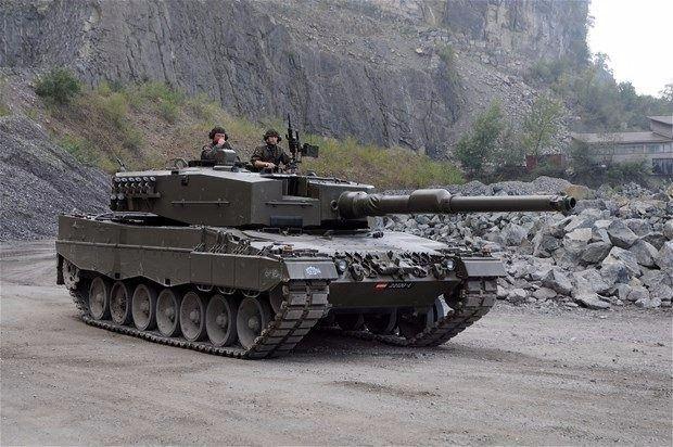 <p>Leopard 2A4 tank</p>

<p> </p>

<p>339 adet</p>
