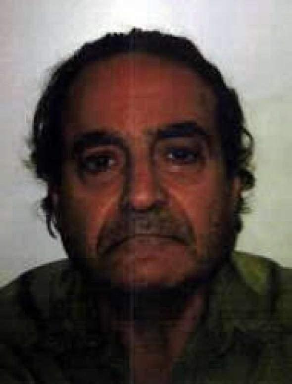 <p>Christakis Philippou dolandırıcılık suçundan aranıyor.</p>
