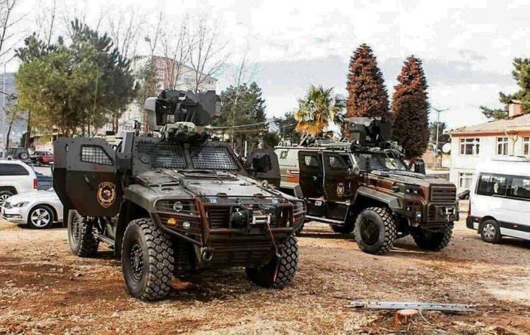 <p>Kirpi-2, Cobra-2, Ejder Yalçın ve akaryakıt tankerlerinden oluşan toplam 650'den fazla taktik tekerlekli zırhlı araç envantere kazandırıldı. 485 adet Ulak 4,5G Baz İstasyonu teslimatı gerçekleştirildi.</p>
<p> </p>