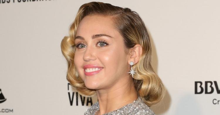 <p>Miley Cyrus</p>
<p> </p>
<p>Gerçek Adı: Destiny Hope Cyrus</p>