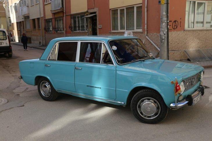 <p>İtalyan Fiat 124 modelinin eşi olarak tasarlanan "<strong>Murat 124</strong>"ün üretimine, 12 Şubat 1971 Cuma günü Cumhurbaşkanı Cevdet Sunay, Başbakan Süleyman Demirel, Genelkurmay Başkanı Orgeneral Memduh Tağmaç'ın katılımıyla TOFAŞ'ın Bursa'daki fabrikasının açılmasıyla başlandı.</p>

<p><a href="https://www.ahaber.com.tr/galeri/otomobil/murat-124-padisah-adi-ile-uretildi-48-yildir-hala-yollarda">.</a></p>
