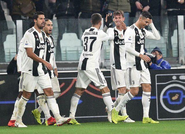 <p>6 - JUVENTUS - 107 Puan</p>
