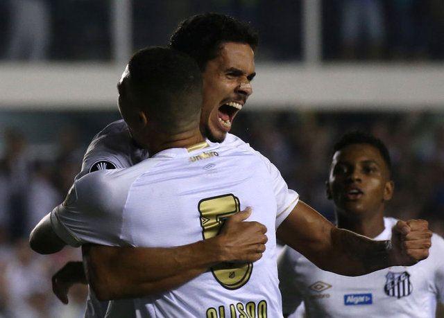 <p>27 - SANTOS - 18 Puan</p>
