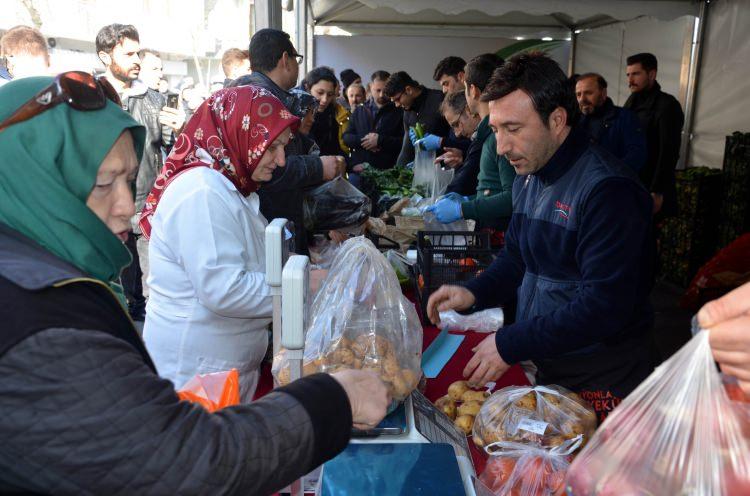 <p>TUZLA MEYDANI<a href="https://www.ahaber.com.tr/galeri/ekonomi/tanzim-satislari-nerelerde-olacak-istanbul-ankara-tanzim-satis-noktalari-nerede-tanzim-satis-fiyatlari-ne-kadar-iste-detaylar/51">.</a></p>
