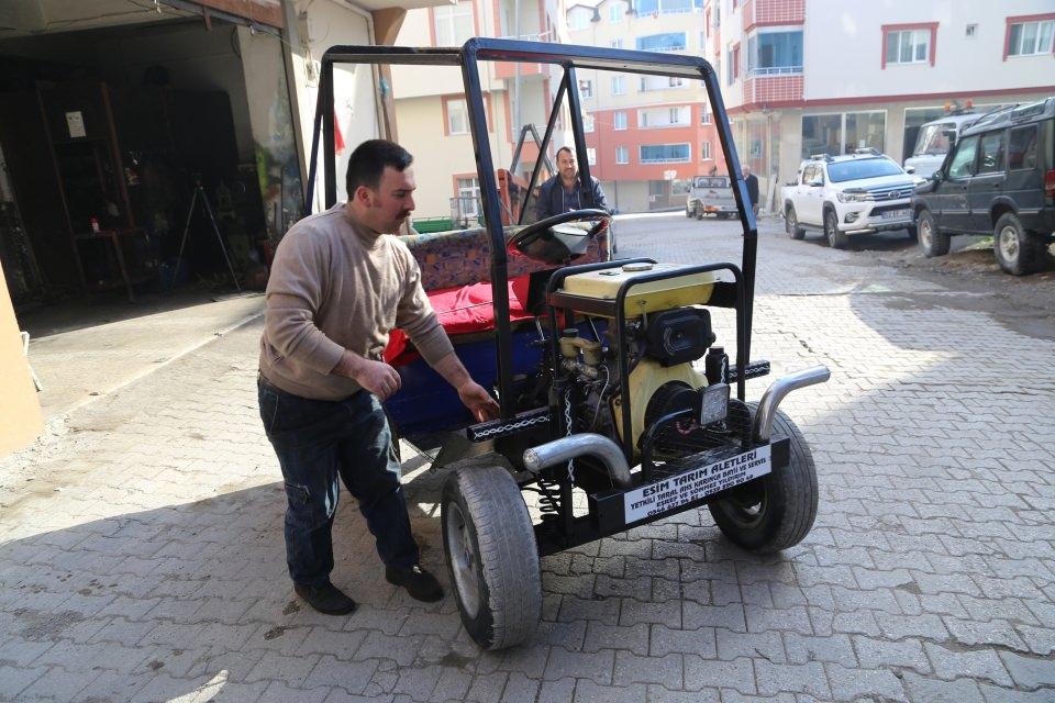 <p>Sönmez Yıldırım, yakıt olarak dizel kullandıklarını, ekonomik olarak da oldukça az yakan bir aracı yapmayı başardıklarını sözlerine ekledi. </p>
<p> </p>