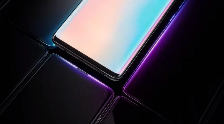 <p>Wireless Powershare ise Galaxy S10 ve Galaxy S10 Plus'ın birbirlerini ve kablosuz şarj destekli tüm telefonları kablosuz şekilde şarj edebilmesini sağlıyor</p>
