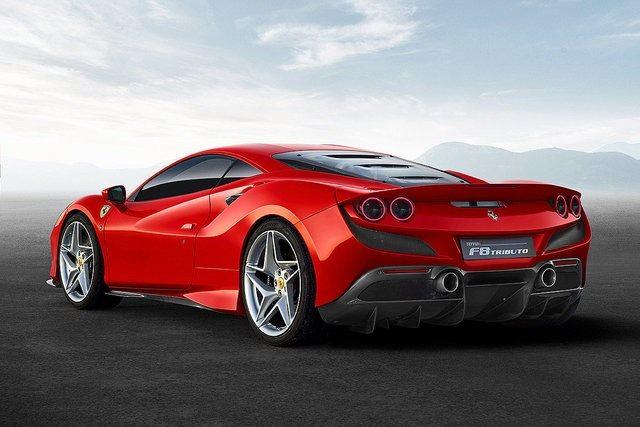 <p><strong>FERRARI</strong></p>

<p>İtalyan spor otomobil üreticisi Ferrari, F8 Tributo modelini Cenevre'de otomobil severler ile buluşturacak.</p>
