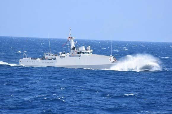 <p>Öte yandan, Deniz Harp Okulu öğrencileri de "Mavi Vatan 2019 Tatbikatı"ndan faydalanarak, savaş gemilerinde donanma stajlarını gerçekleştiriyor.</p>
<p> </p>