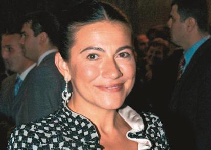 <p>Filiz Şahenk<br />
<br />
1,9 milyar dolar</p>

