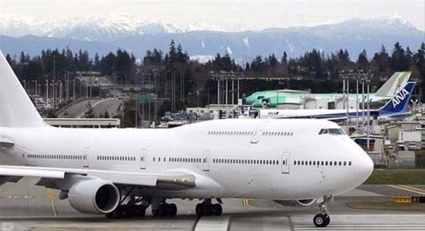 <p>Boeing 747-8 VIP “Dreamliner” olarak da adlandırılan uçak Hong Konglu milyarder Joseph Lau'ya ait. Bu uçak Lau, daha konforlu yolculuk yapabilsin diye son teknoloji ve tasarımlarla imal edildi.</p>

<p> </p>
