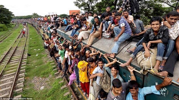 <p>25- Bangladeş</p>

<p>200 bin&nbsp;kişi</p>
