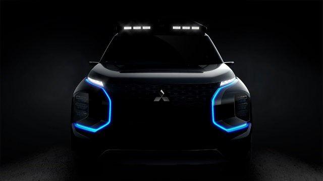 <p>Japon marka, fuarda tamamen elektrikle çalışan bir SUV konsept de tanıtacak. </p>

<p> </p>
