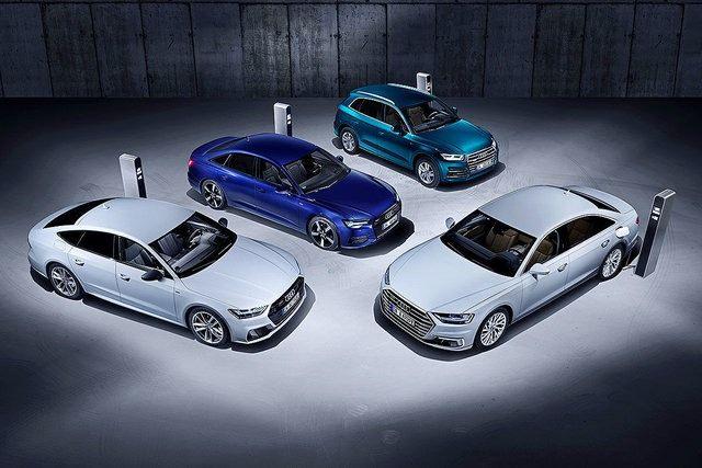 <p><strong>AUDI</strong></p>

<p>Alman üretici Audi, ürün gamındaki plug-in hibrit modelleri Cenevre'de sergileyecek. TFSI e PHEV motorların yıl içinde Q5, A6, A7 ve A8 modellerinde sunulması bekleniyor. </p>
