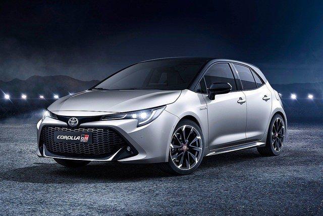 <p><strong>TOYOTA</strong></p>
<p>Japon marka Toyota, Corolla'nın yeni donanım seçeneklerini Cenevre'de sergileyecek.</p>
