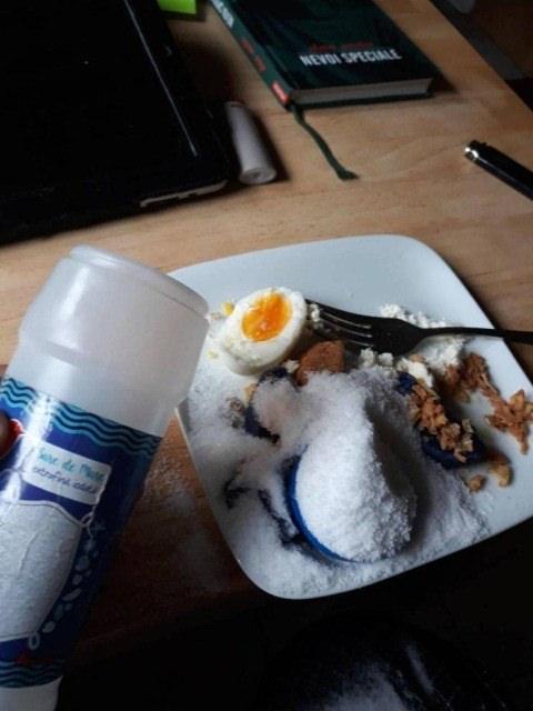 <p>Tuzun kapağının o anda açılması... Çoğumuzun başına gelmiştir.</p>

