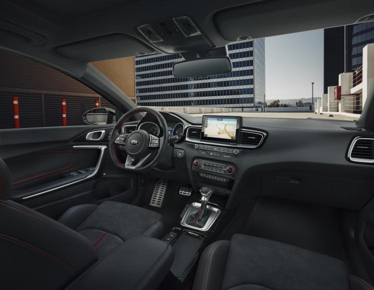 <p>Kia Ceed</p>
