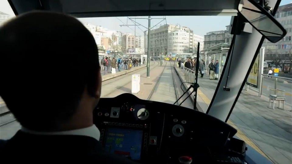 <p>Her yerde metro, her yere metro düsturuyla hareket eden İstanbul'un raylı sistem hedefi ise bin 1100 km.</p>