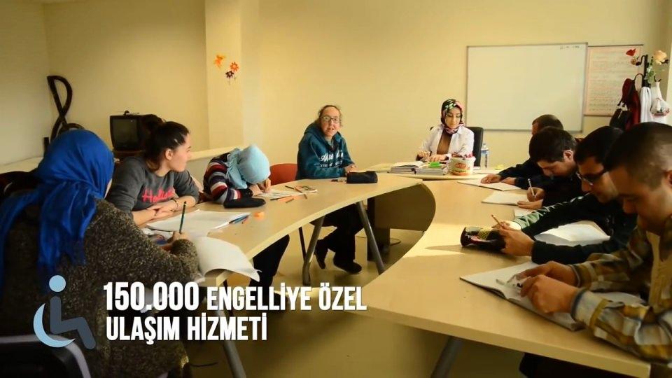 <p>Yılda 150 bin engelliye özel ulaşım hizmeti verildi. </p>
