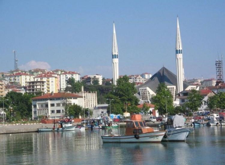 <p>DÜZCE</p>

<p>426.430 kişi</p>
