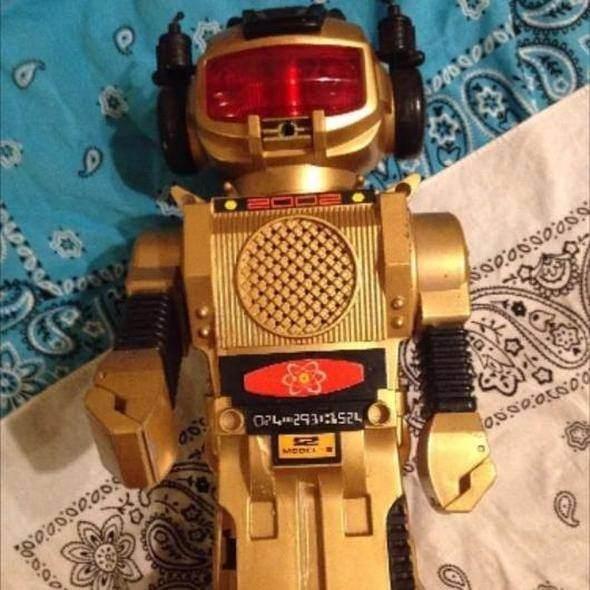 <p>Robot</p>

<p> </p>
