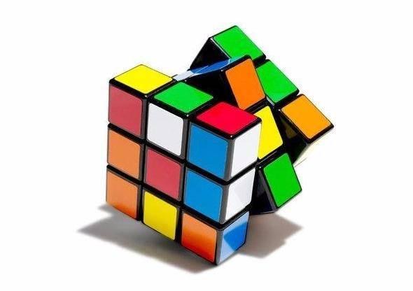 <p>Rubik Küpü</p>

<p> </p>
