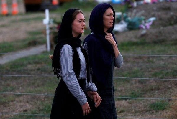 <p>Ülke genelinde Cuma ezanı televizyonlardan yayınlanacak.</p>
<p> </p>
