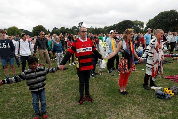 <p>North Hagley Park'taki buluşma, akşamüstü 17.00 sularında gerçekleşti.</p>
<p> </p>
