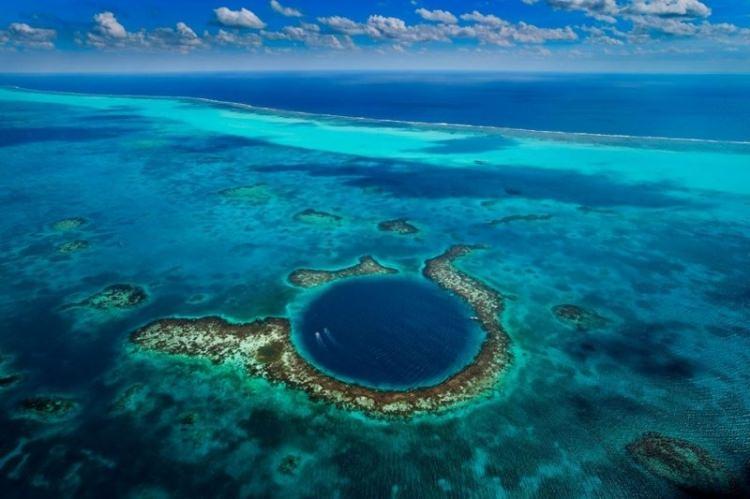 <p>Belize/90 gün vizesiz.</p>
