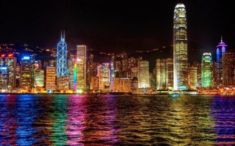 <p>Hong Kong/90 gün vizesiz.</p>
