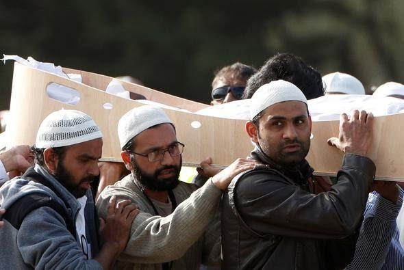 <p>Vücudun herhangi bir kısmı acı çekerse, tüm vücut acı hisseder.' Yeni Zelanda'da sizinle. Yasta, biz biriz." ifadeleri kullandı.</p>
<p> </p>