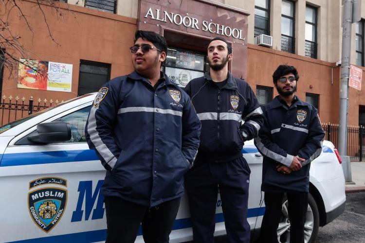 <p><strong>- "Yeni Zelanda uyanışımıza neden olmalıdır"</strong></p>

<p>MCP'nin, Müslüman toplumun kendini koruma konusunda katılımını göstermesi bakımından çok önemli olduğunu vurgulayan Adams, bu girişimin muhtemelen ABD'de ancak kesinlikle New York'ta bir ilk olduğunun altını çizdi.</p>
