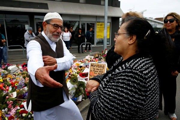 <p>Yeni Zelanda’da saldırıya uğrayan Linwood Camii'nin imamı İbrahim Abdul Halim ise, dünyanın gündeminde.</p>
<p> </p>