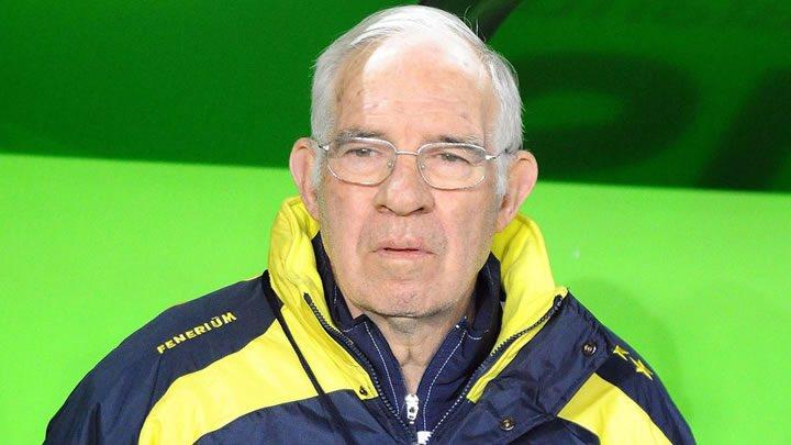 <p>44- Luis Aragones</p>
