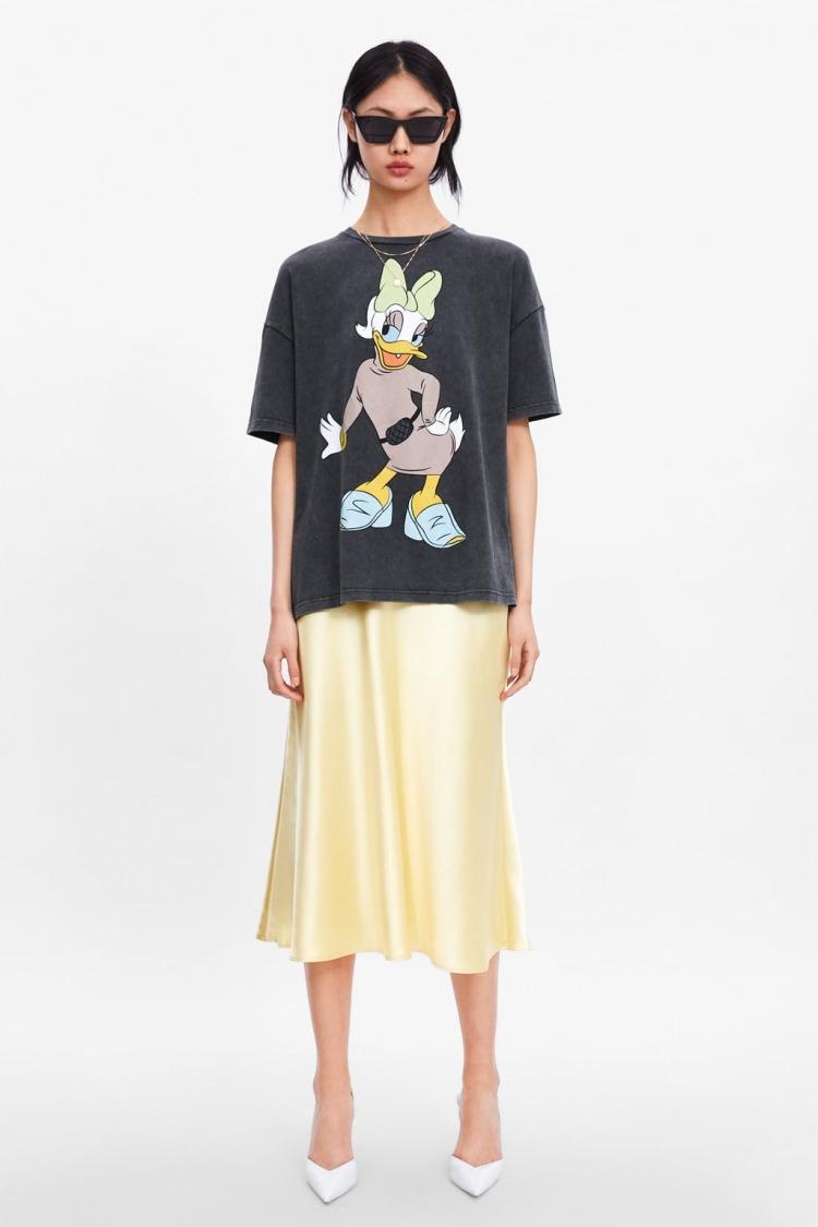 <p><strong><span style="color:#800080">Zara -</span> 99.95 TL</strong></p>
