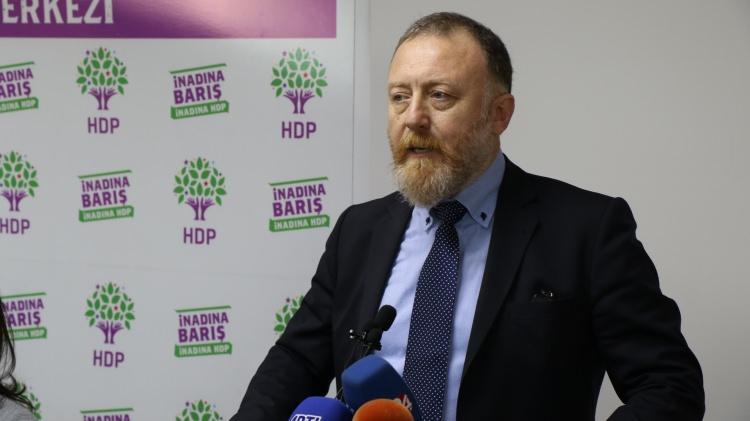 <p>HDP Eş Genel Başkanları Sezai Temelli İstanbul Bakırköy'de oy kullanacak.</p>