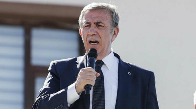 <p>'Millet ittifakı'nın adayı Mansur Yavaş ise Çankaya'daki Emin Resulzade Anadolu Lisesi'nde oy kullanacak.</p>