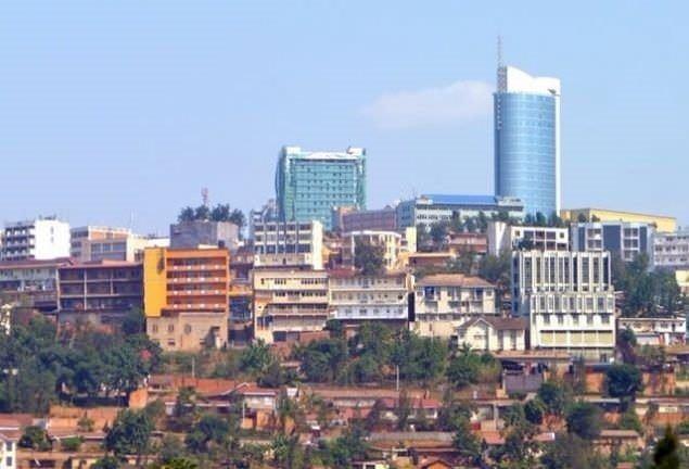 <p>Ruanda: Parlementodaki kadın çokluğu</p>